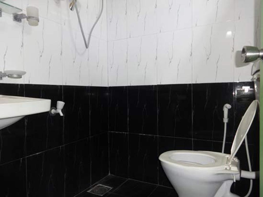 Dutch Bay Beach Cottages Trincomalee Room photo