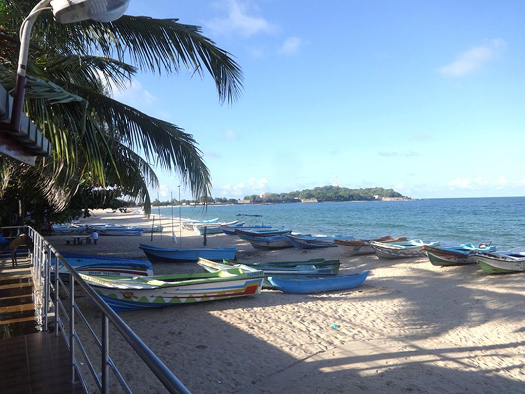 Dutch Bay Beach Cottages Trincomalee Exterior photo