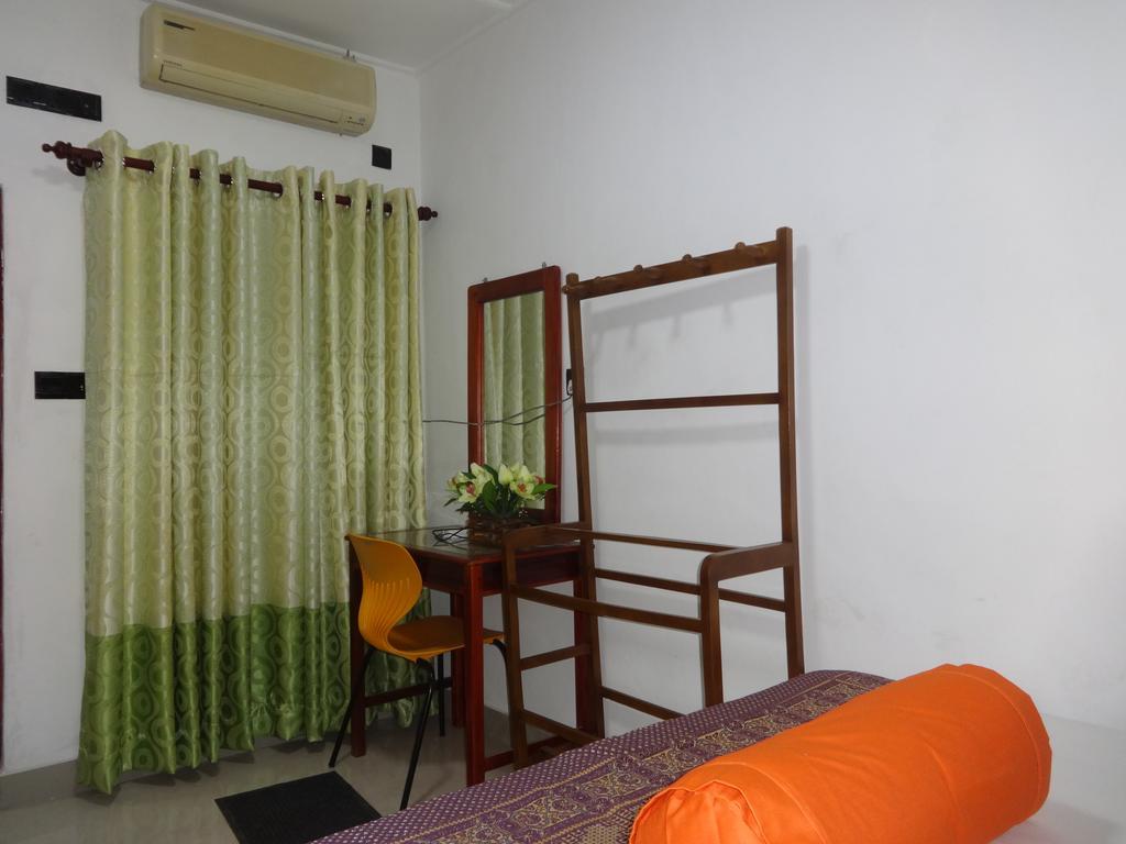 Dutch Bay Beach Cottages Trincomalee Exterior photo
