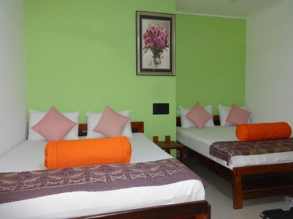 Dutch Bay Beach Cottages Trincomalee Exterior photo