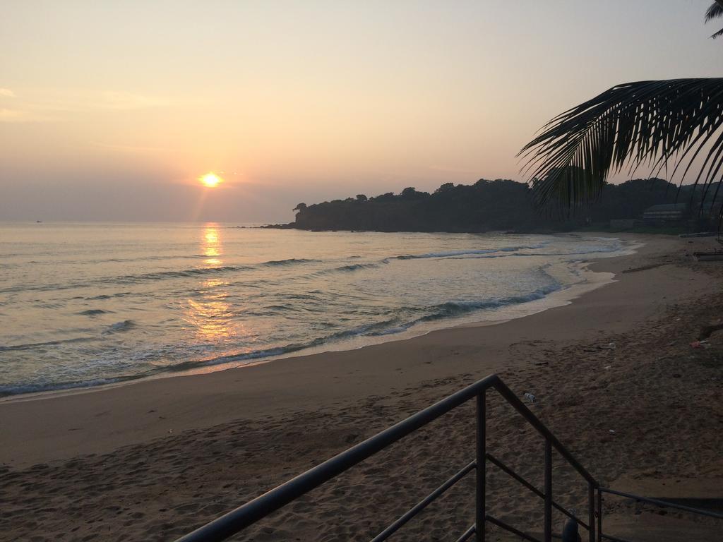 Dutch Bay Beach Cottages Trincomalee Exterior photo